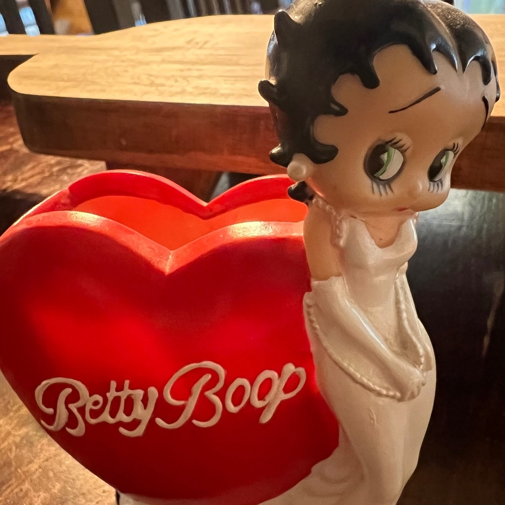 **VINTAGE** Betty Boop Pen Holder